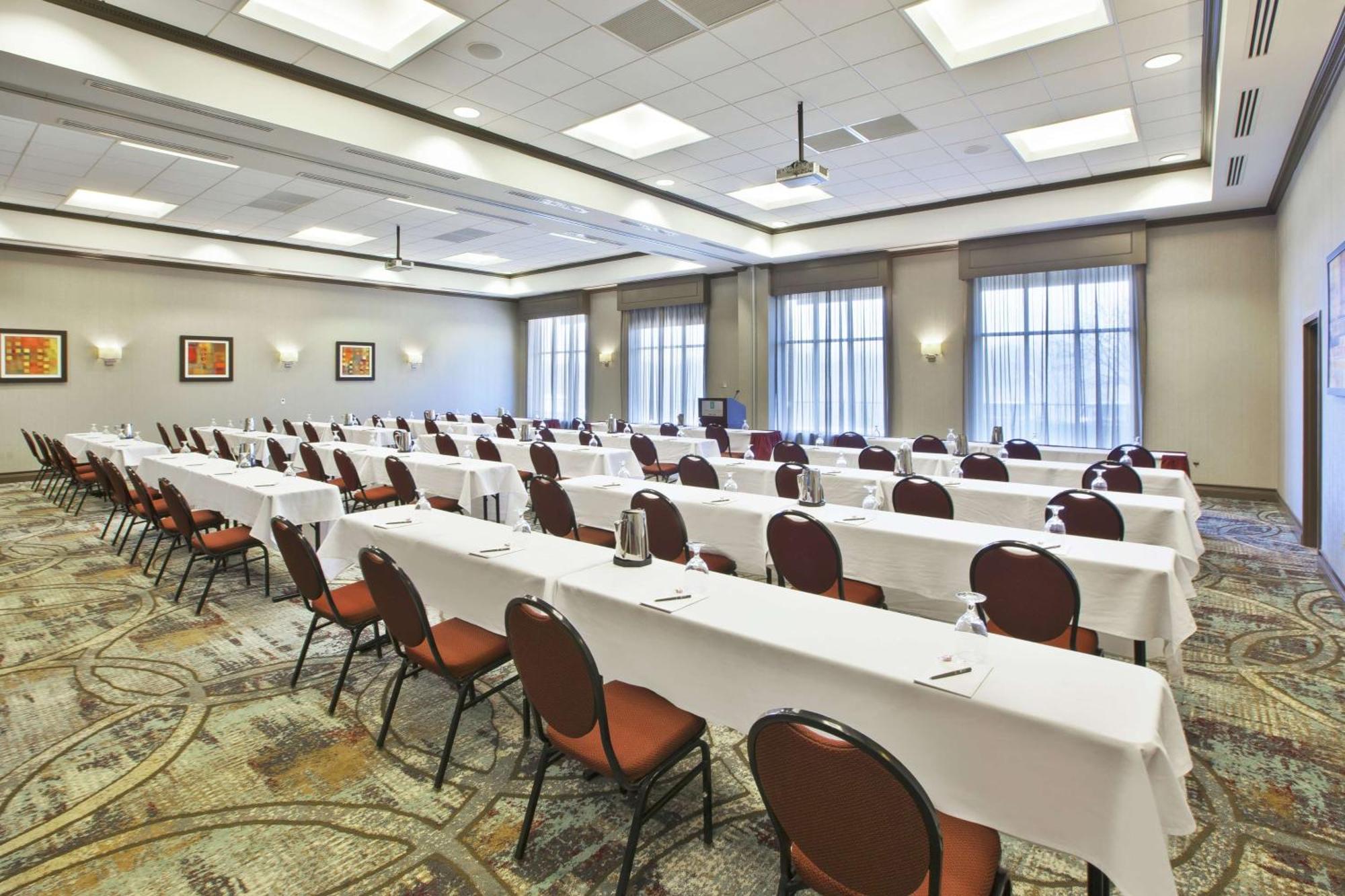 Embassy Suites Columbus - Airport Εξωτερικό φωτογραφία