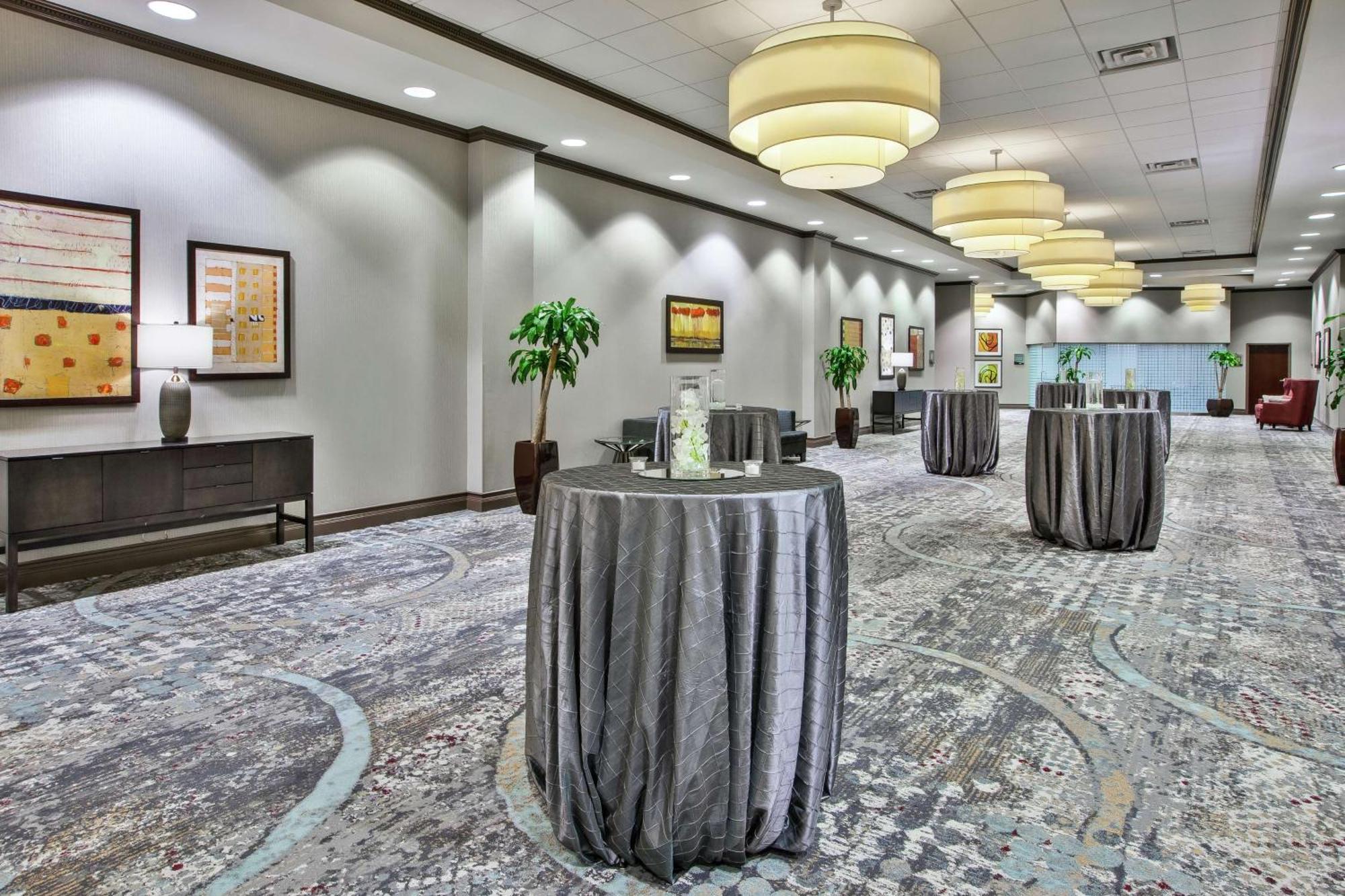 Embassy Suites Columbus - Airport Εξωτερικό φωτογραφία